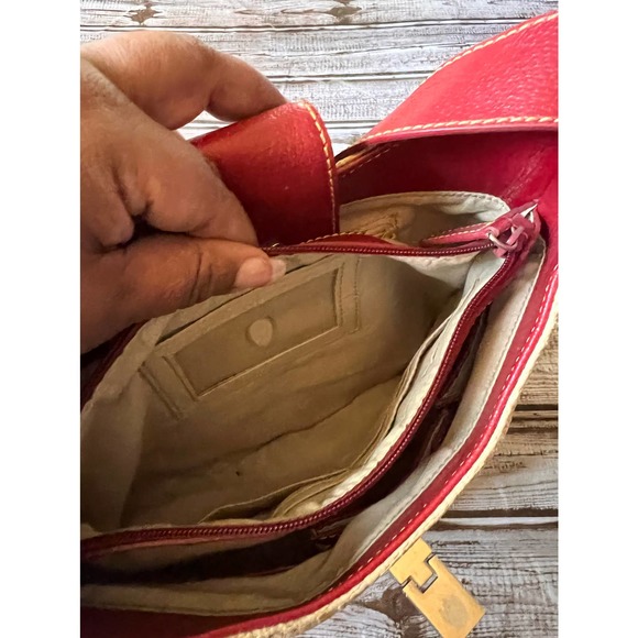 Liz Claiborne Straw & red medium shoulder purse - Picture 6 of 6